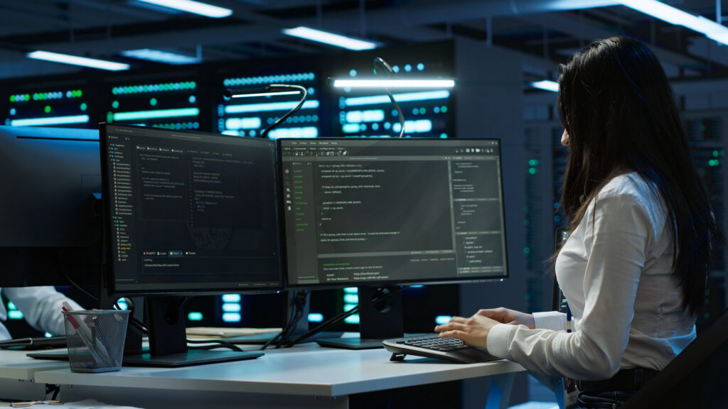 Human Expertise and AI Efficiency in SOC Operations: Cutting Through the Noise to Respond Faster